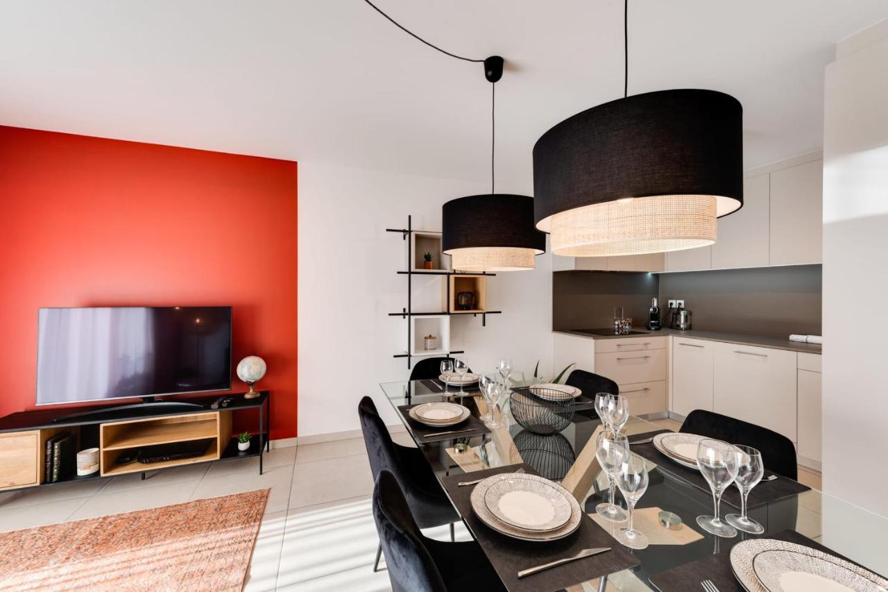 Le Reposoir - New 2 Bedroom Apartment With Terrace & Garage Άννεσι Εξωτερικό φωτογραφία